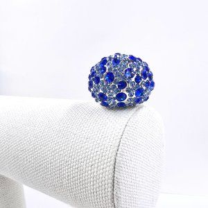 NWOT – Light & Dark Blue Jeweled Silver Tone Dome Statement Ring Size 6